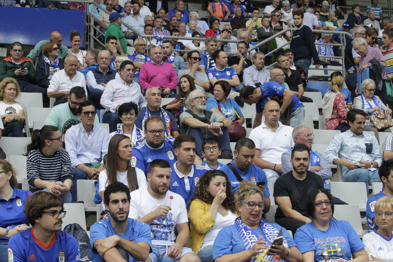 El Elche dominó y derrotó al Real Oviedo (0-2) con dos tantos de Yacine Qasmir en un partido cómodo para los ilicitanos en el que las imprecisiones les costaron a los carbayones tres puntos -además de dos nuevas expulsiones- y en el que los de Pacheta dieron un repaso táctico a su rival.