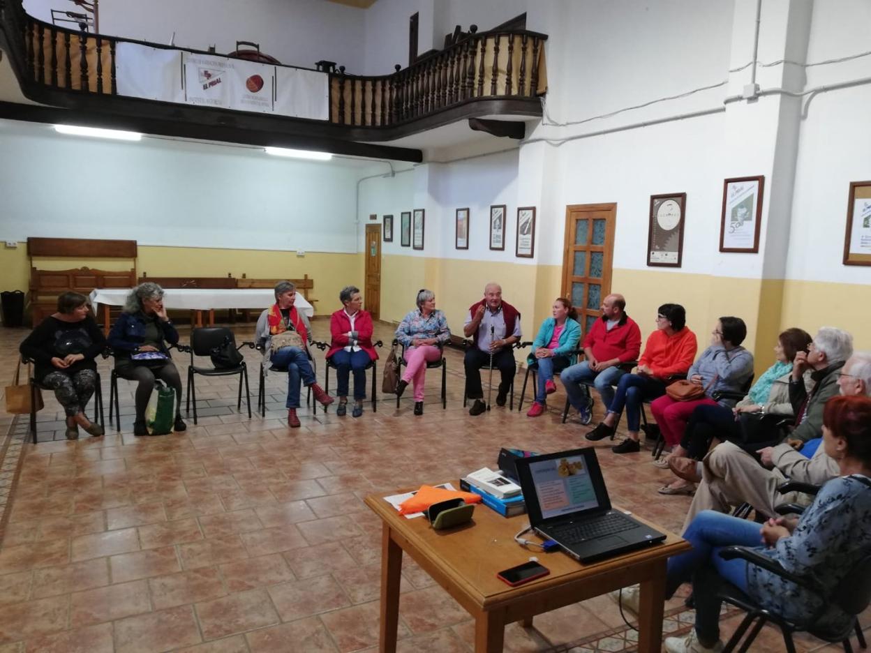 Un momento de la reunión. 