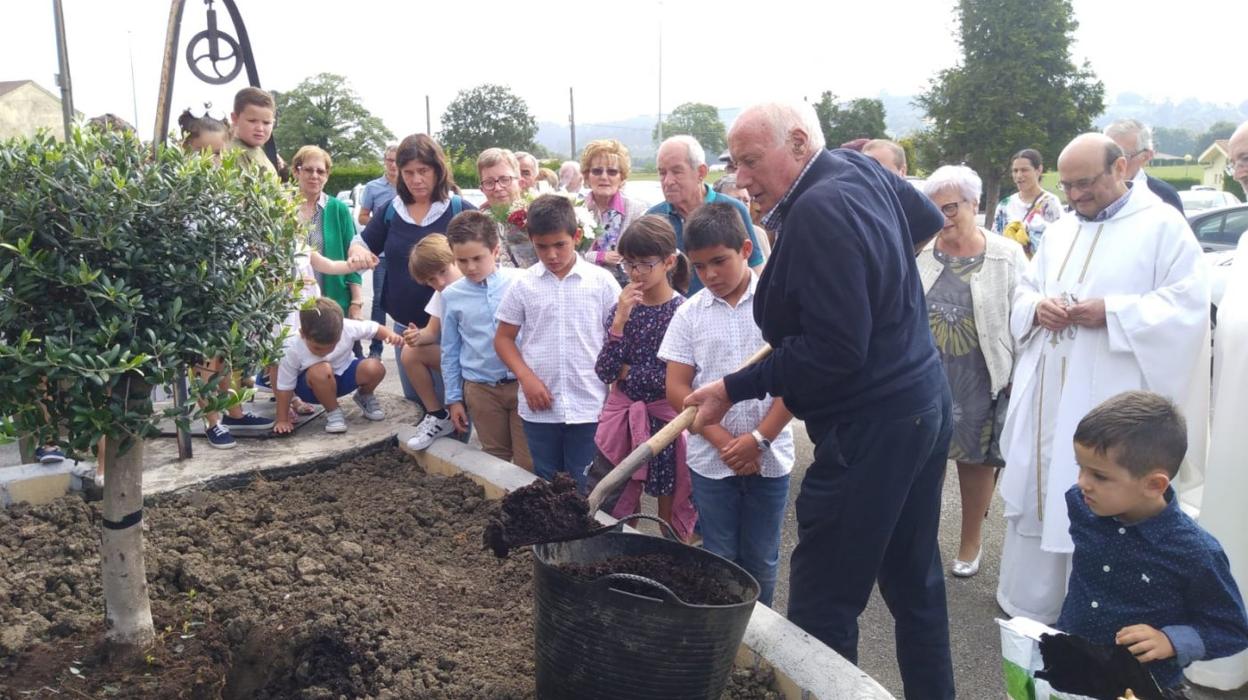 Medio siglo de la iglesia de Sariego