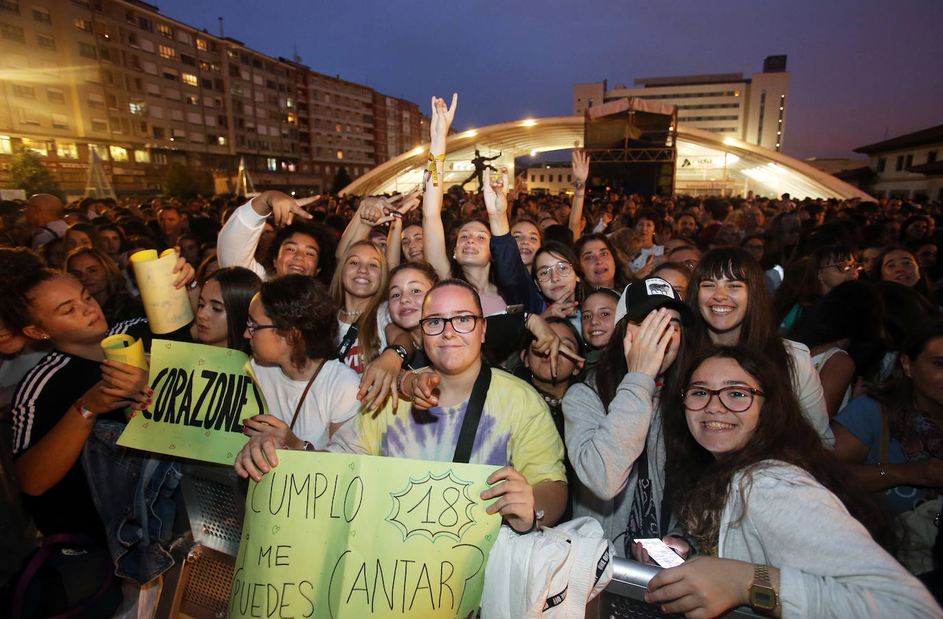 El cantante actuó en las Fiesta de San Mateo. 