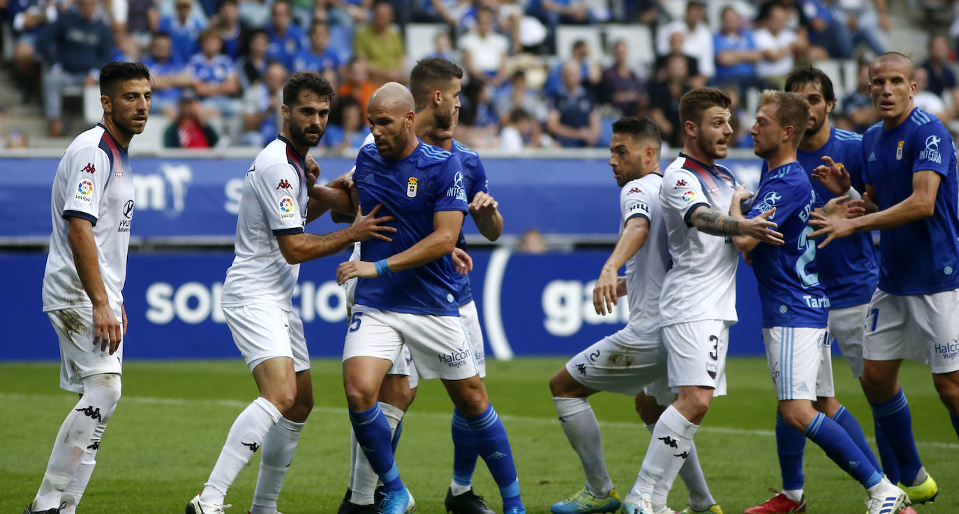 Los azules solo pudieron arrancar un empate ante el Extremadura (1-1), en un partido en el que fueron de menos a más.