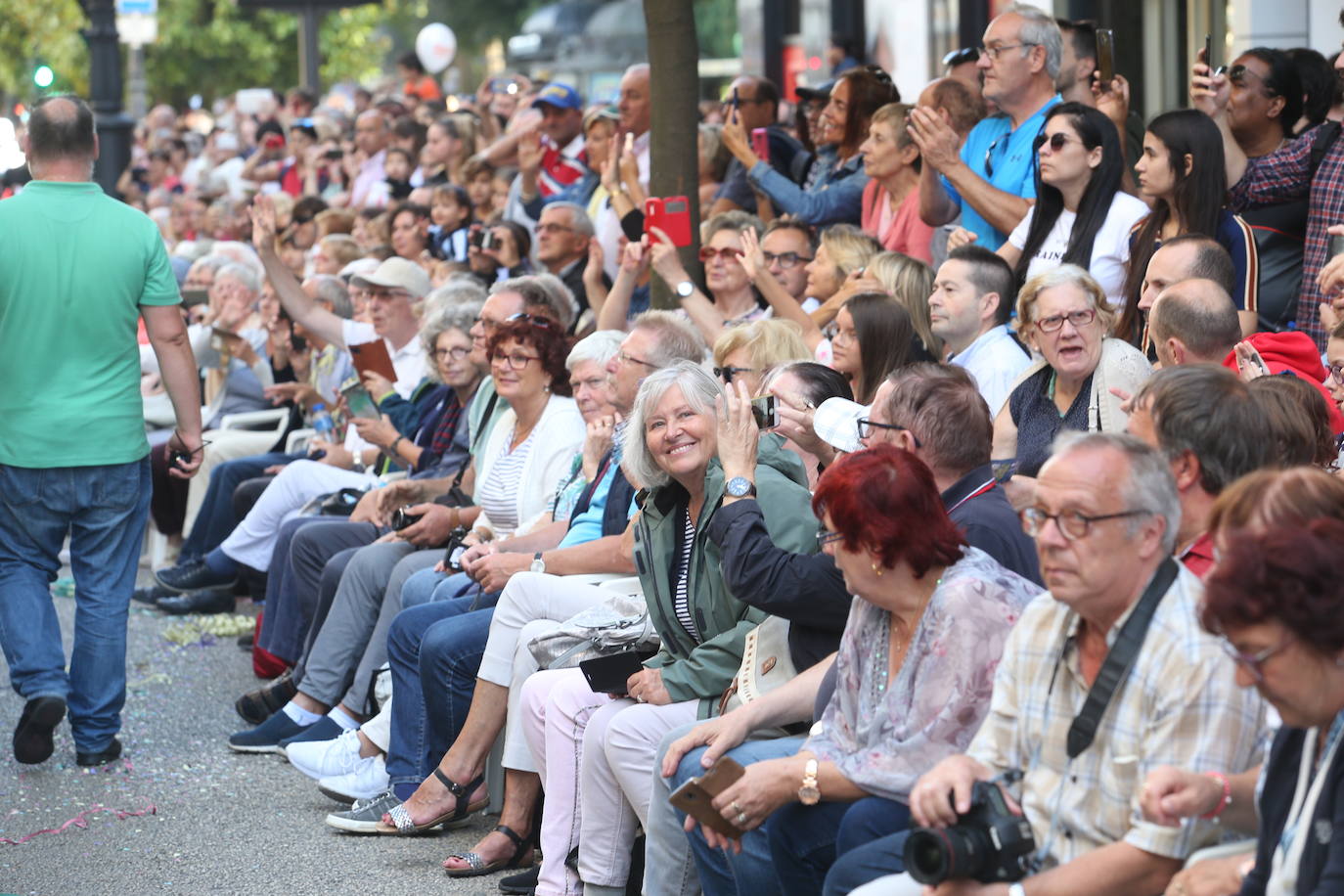 ¿Estuviste en el desfile del Día de América en Asturias? Búscate