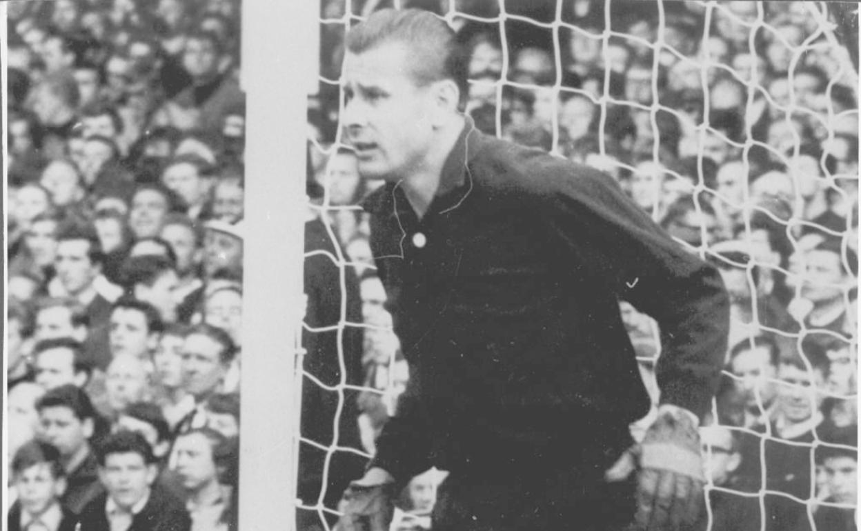 El galardón llevará el nombre del legendario portero soviético Lev Yashin.