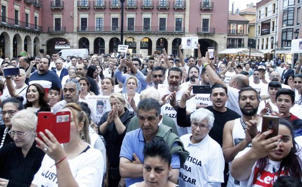 Imagen. Manifestación en Gijón para pedir justicia por Eleazar 