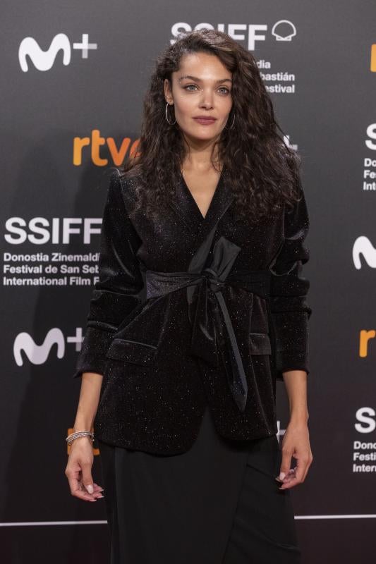 Los actores Kristen Stewart y Sam Neill y el director Alejandro Amenábar destacaron en la gala inaugural del Festival de San Sebastián, que congregó a un buen número de estrellas nacionales e internacionales.