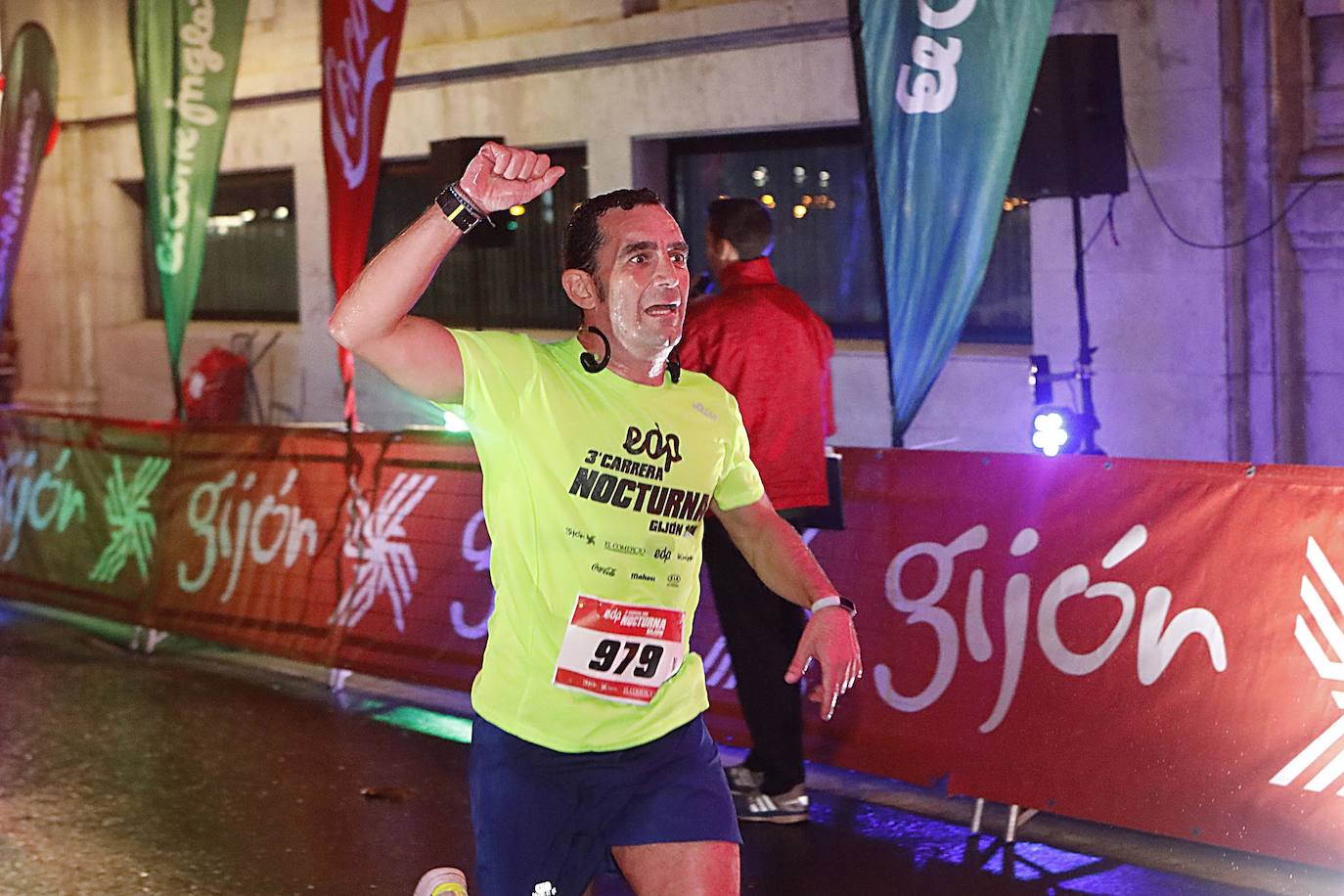 Fotos: Fotos. ¿Estuviste en la EdP Carrera Nocturna Gijón 10K? ¡Búscate! (2)