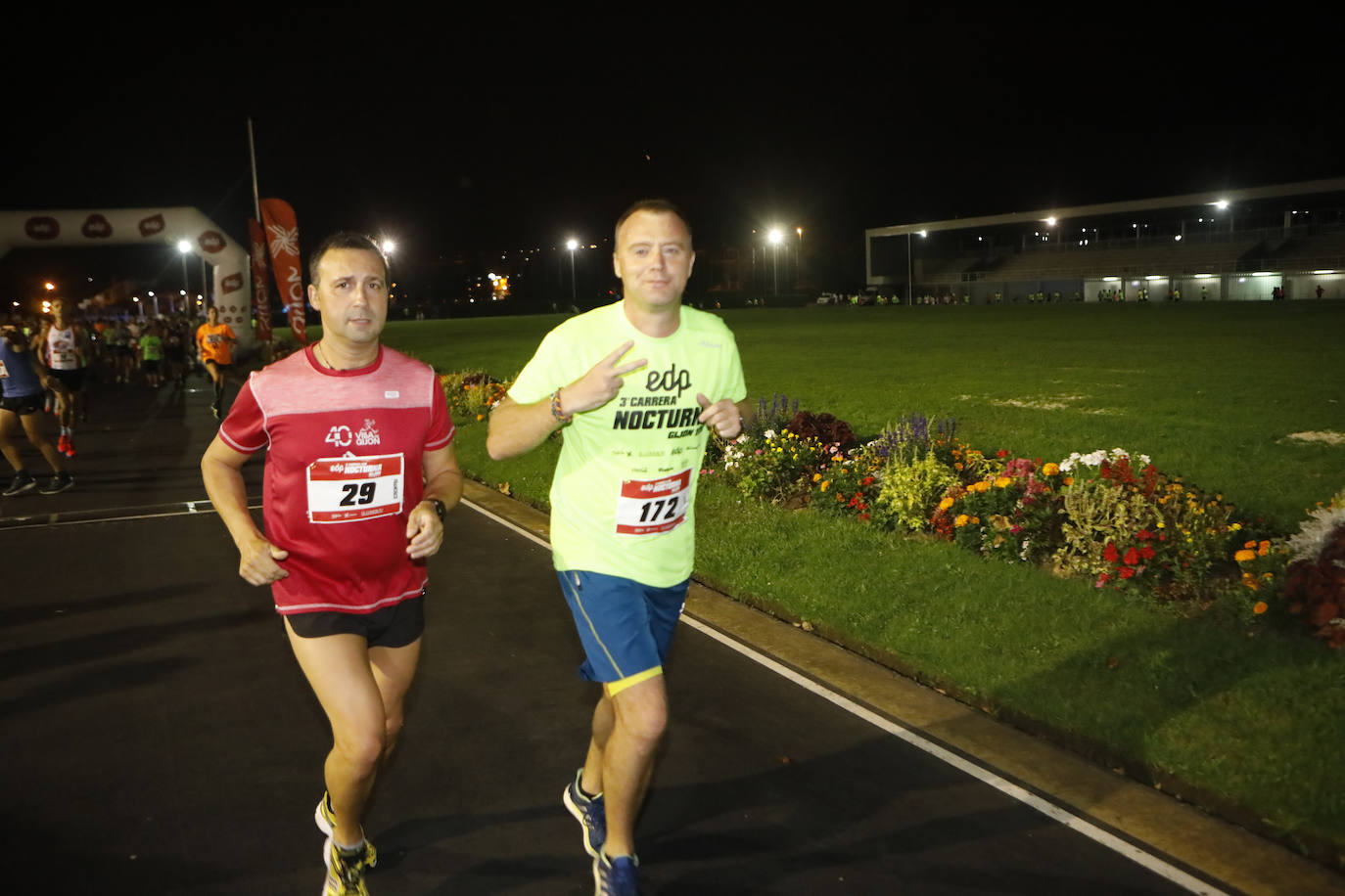 Fotos: Fotos. ¿Estuviste en la EdP Carrera Nocturna Gijón 10K? ¡Búscate! (2)