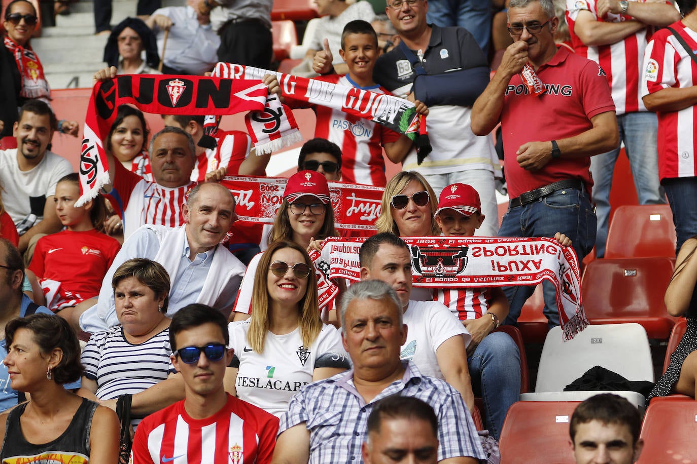 ¿Estuviste en el Sporting 1-1 Racing? ¡Búscate!