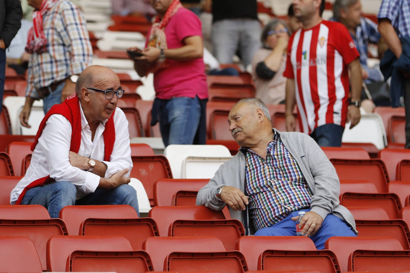 ¿Estuviste en el Sporting 1-1 Racing? ¡Búscate!