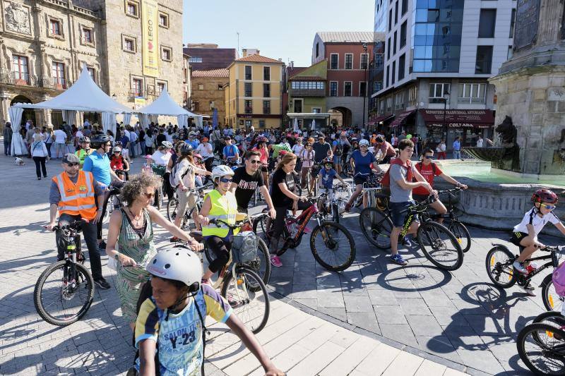 Parte del centro de la ciudad se peatonalizó y las bicis constituyeron el vehículo más utilizado.