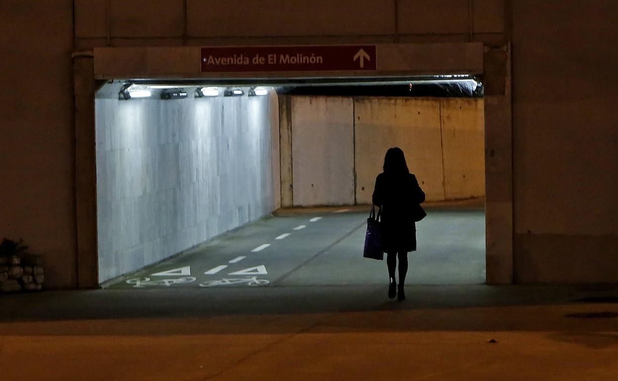 El acusado de intentar matar a una mujer en Gijón se enfrenta a ingreso psiquiátrico 