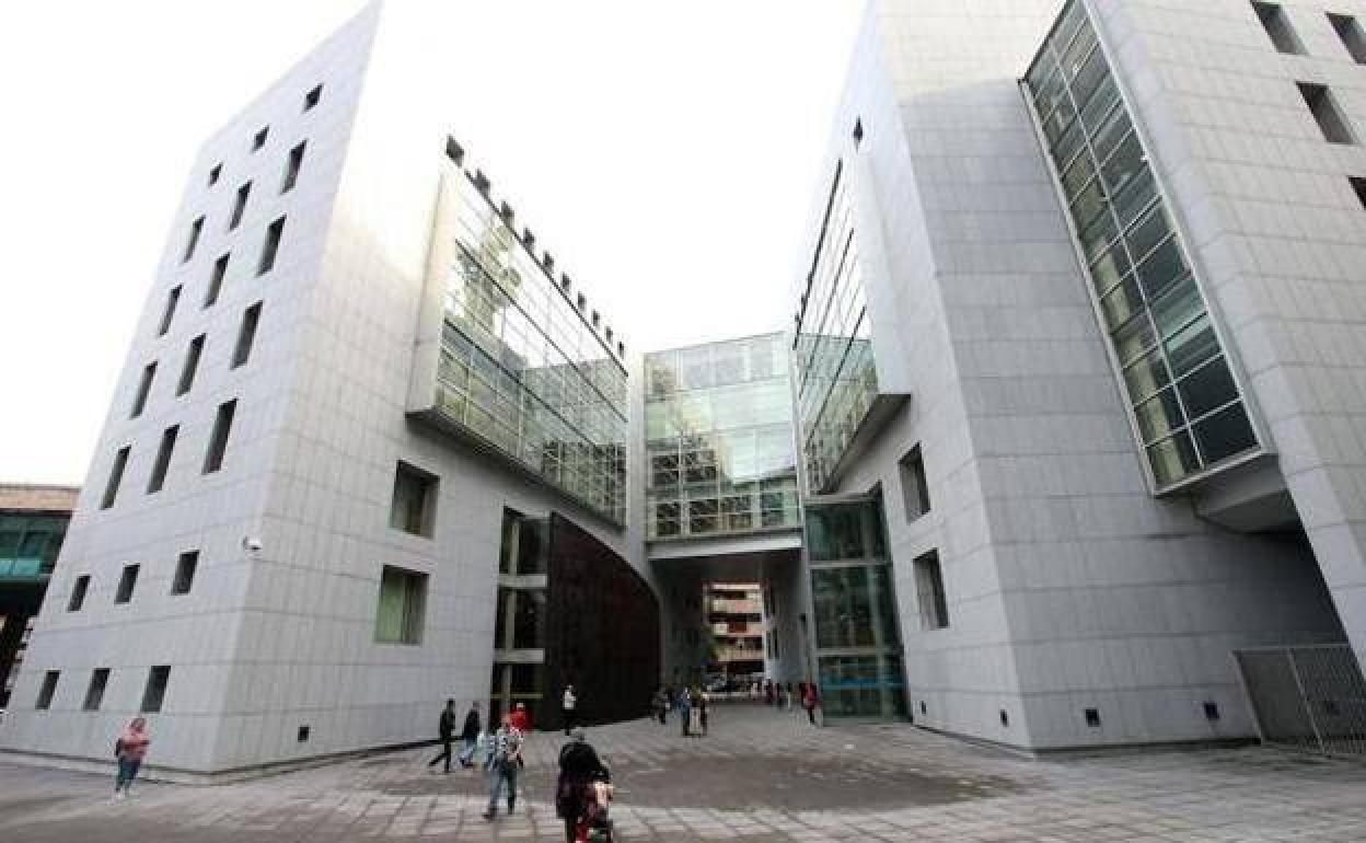 Suspendido el juicio contra la pareja que intentó casar a su hija a la fuerza