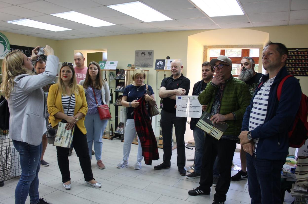 Productores polacos visitan la sede del Consejo Regulador de la Denominación de Origen. 