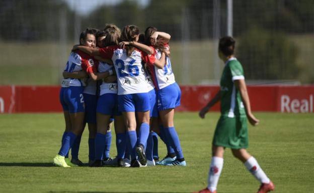 La victoria ante el Pozuelo ha cargado las pilas de las jugadoras rojiblancas.