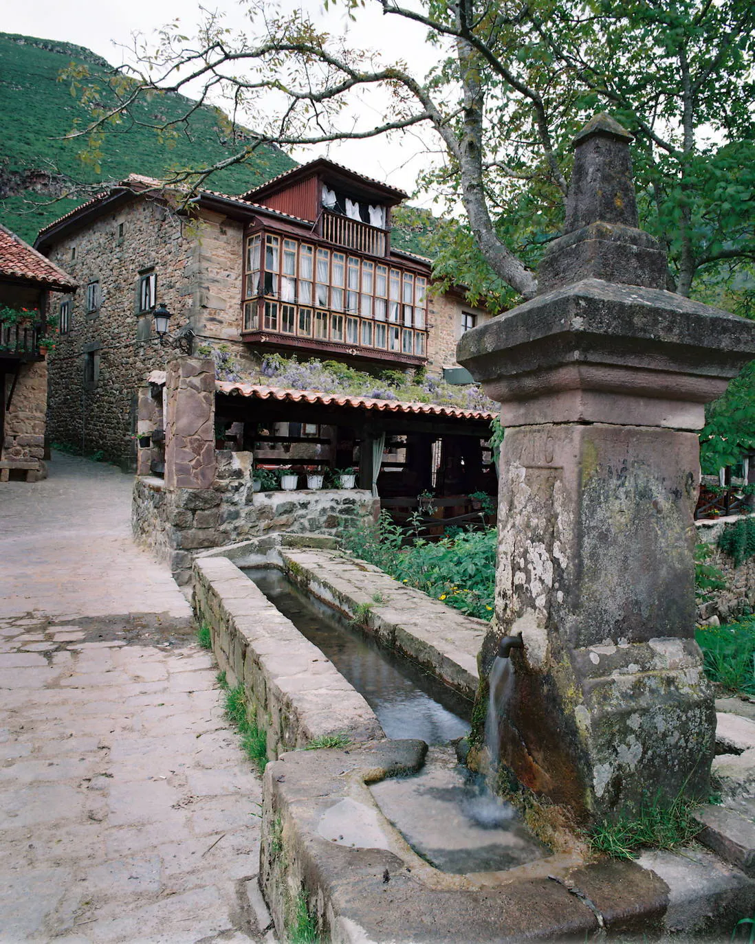 Bárcena Mayor, Cantabria.