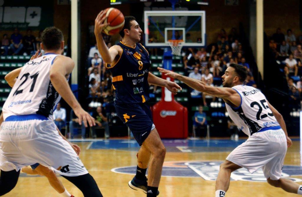 Fotos: Liberbank Oviedo 70 - 61 B the travel Mallorca - Palma