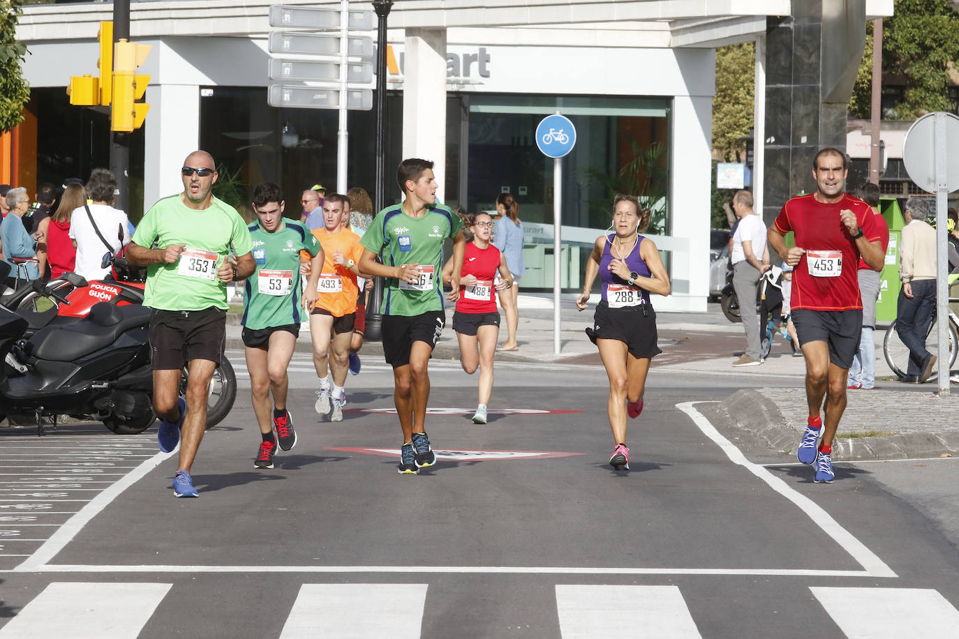 Más de 700 corredores participaron en la carrera que volvió a unir a las dos entidades