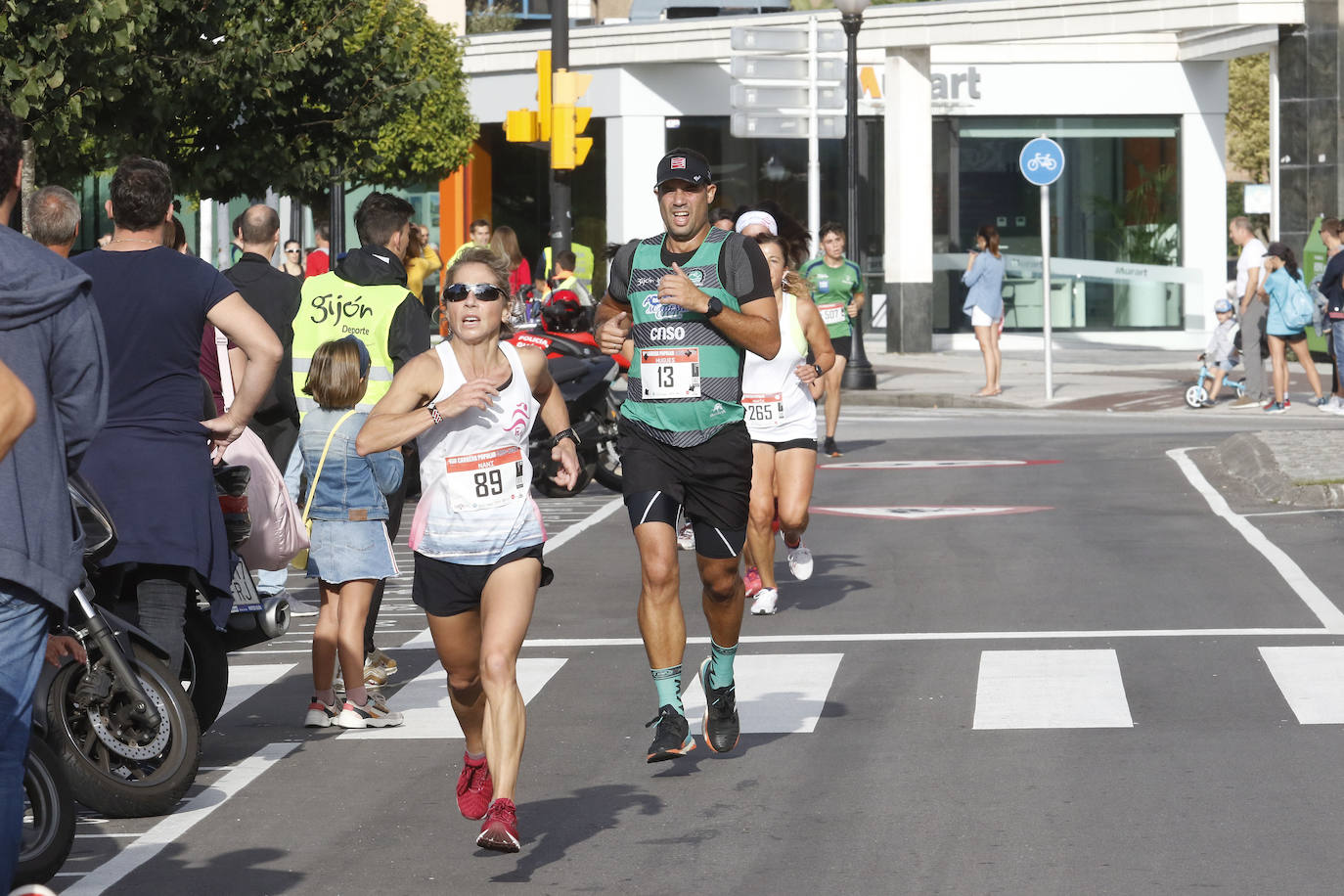 Más de 700 corredores participaron en la carrera que volvió a unir a las dos entidades