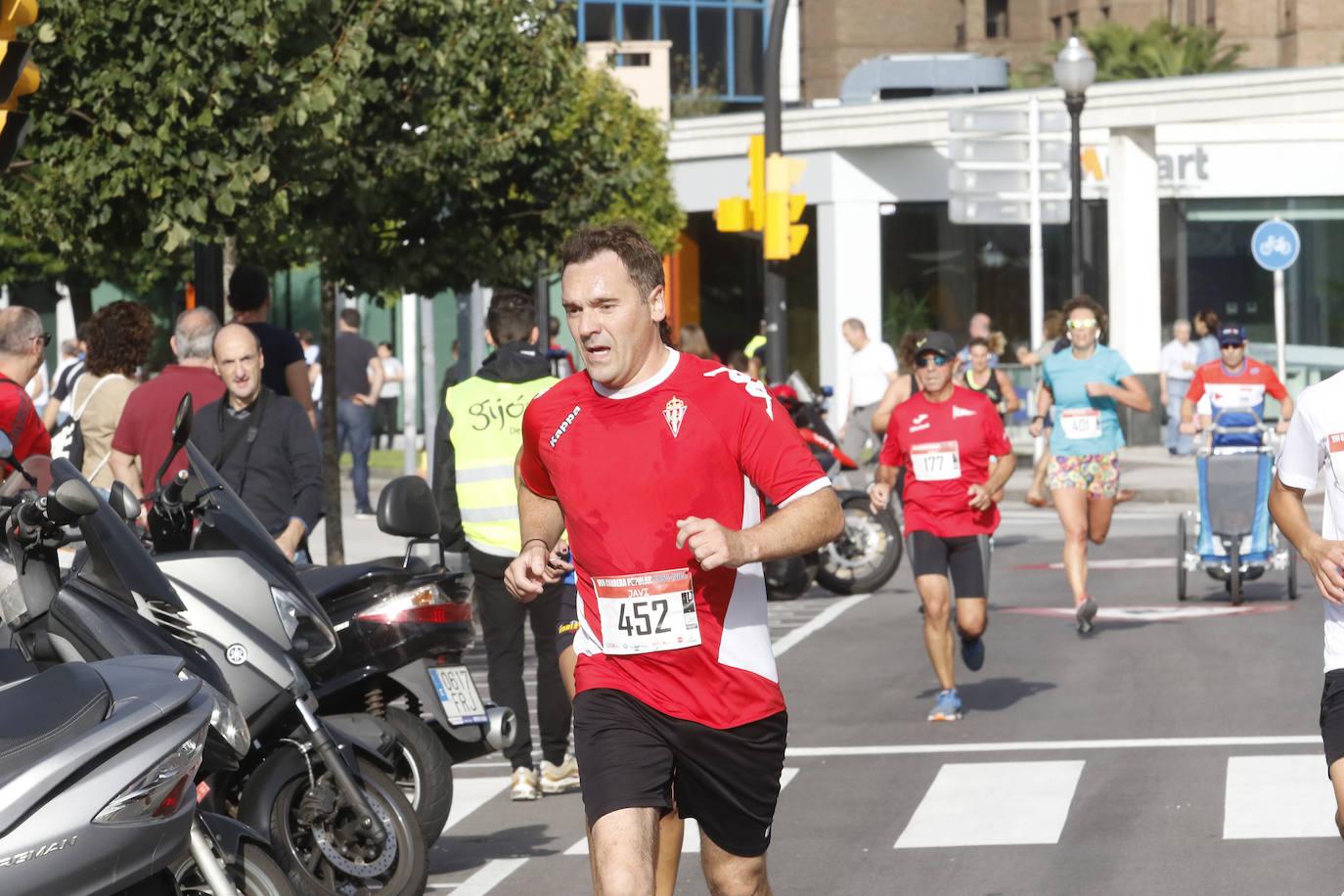 Más de 700 corredores participaron en la carrera que volvió a unir a las dos entidades