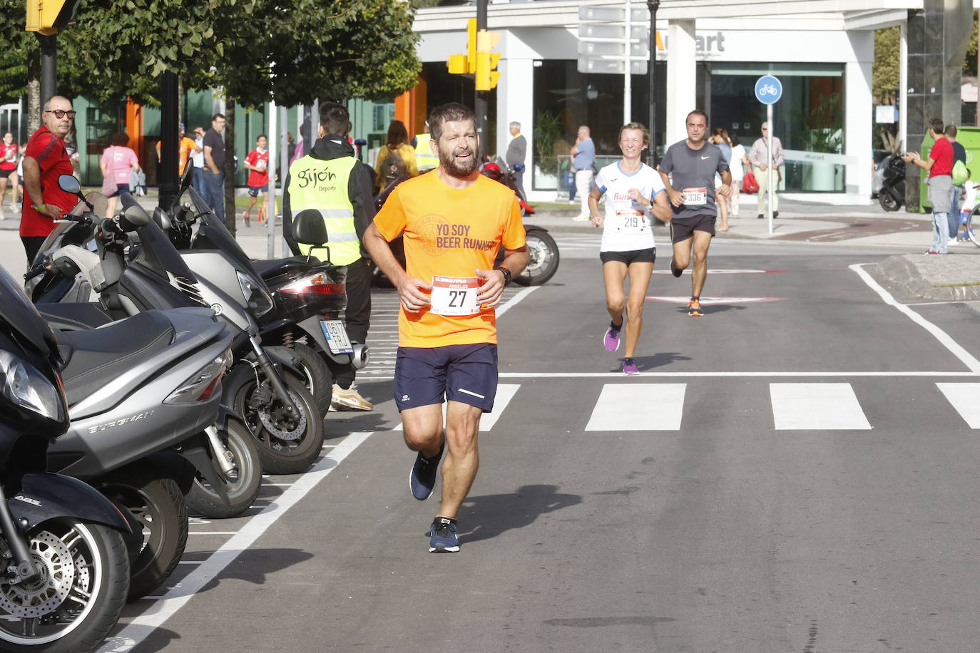 Más de 700 corredores participaron en la carrera que volvió a unir a las dos entidades