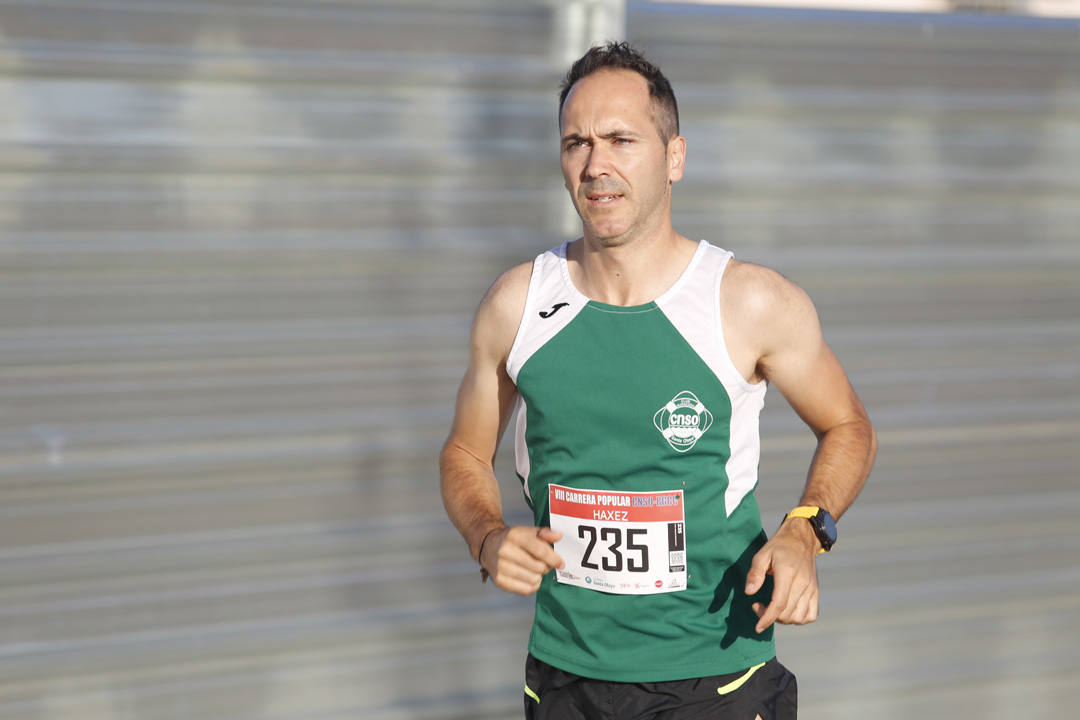 Más de 700 corredores participaron en la carrera que volvió a unir a las dos entidades