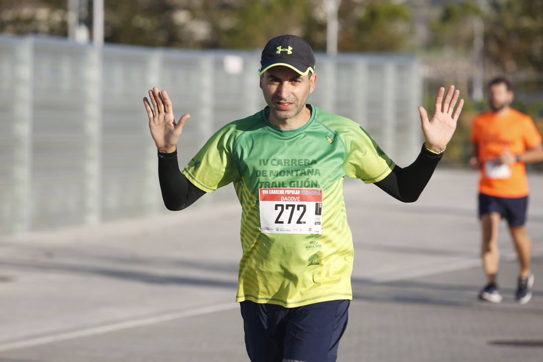 Más de 700 corredores participaron en la carrera que volvió a unir a las dos entidades