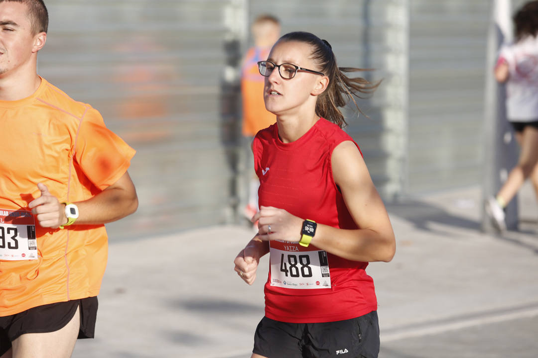 Más de 700 corredores participaron en la carrera que volvió a unir a las dos entidades