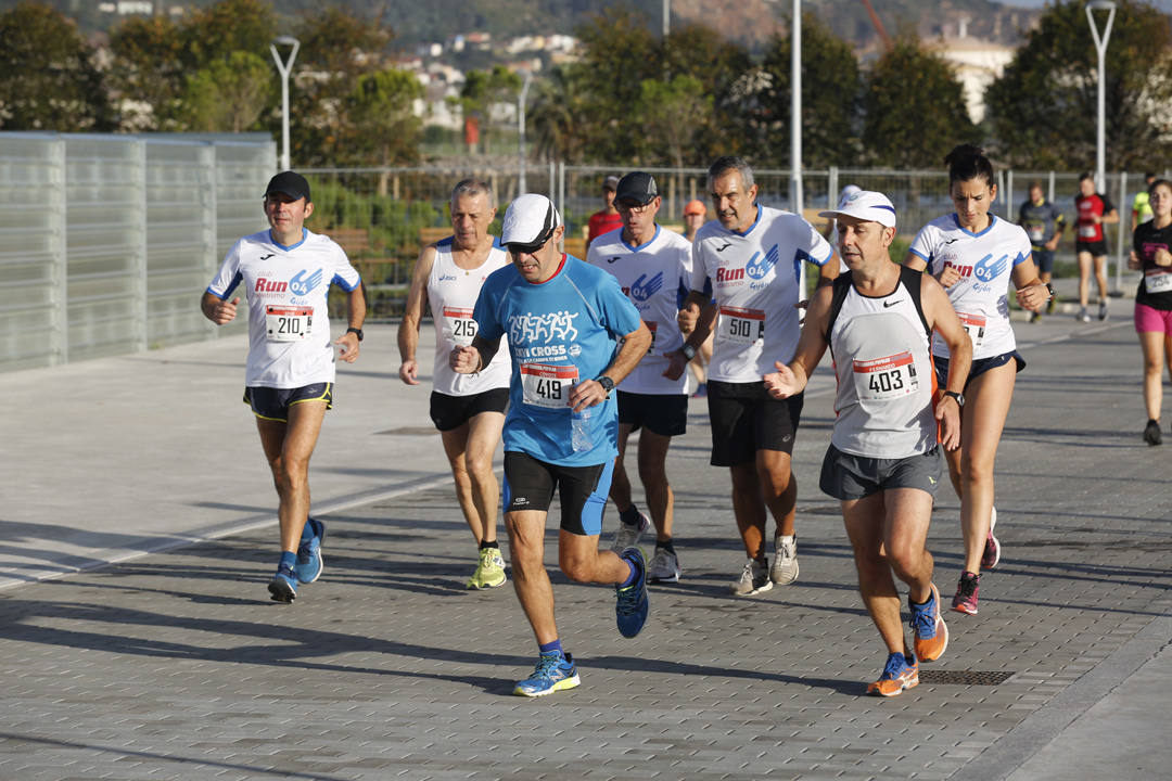 Más de 700 corredores participaron en la carrera que volvió a unir a las dos entidades