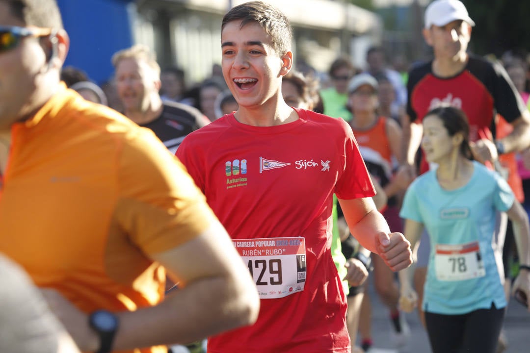 Más de 700 corredores participaron en la carrera que volvió a unir a las dos entidades