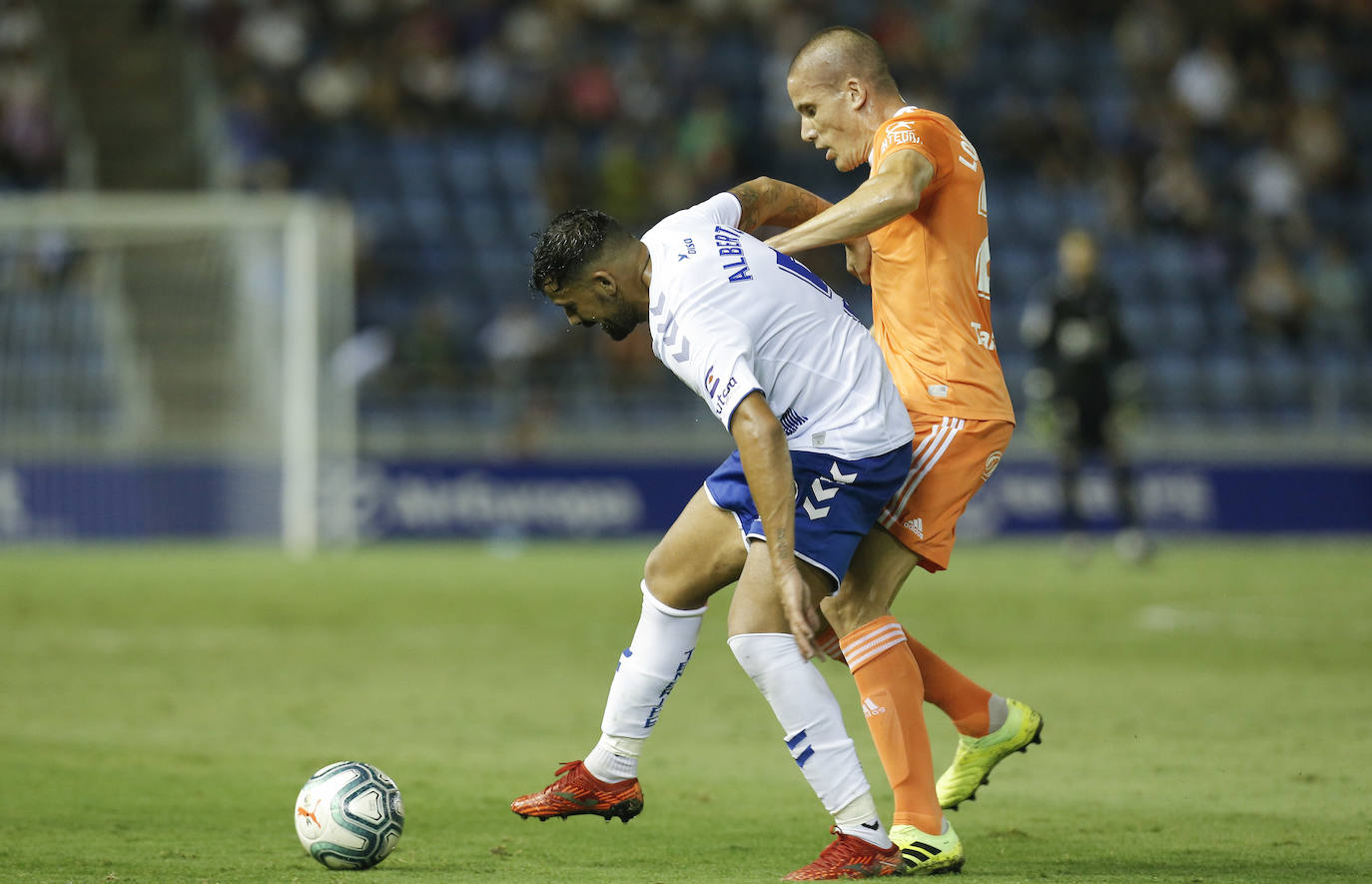 Fotos: Primera victoria de la temporada del Real Oviedo