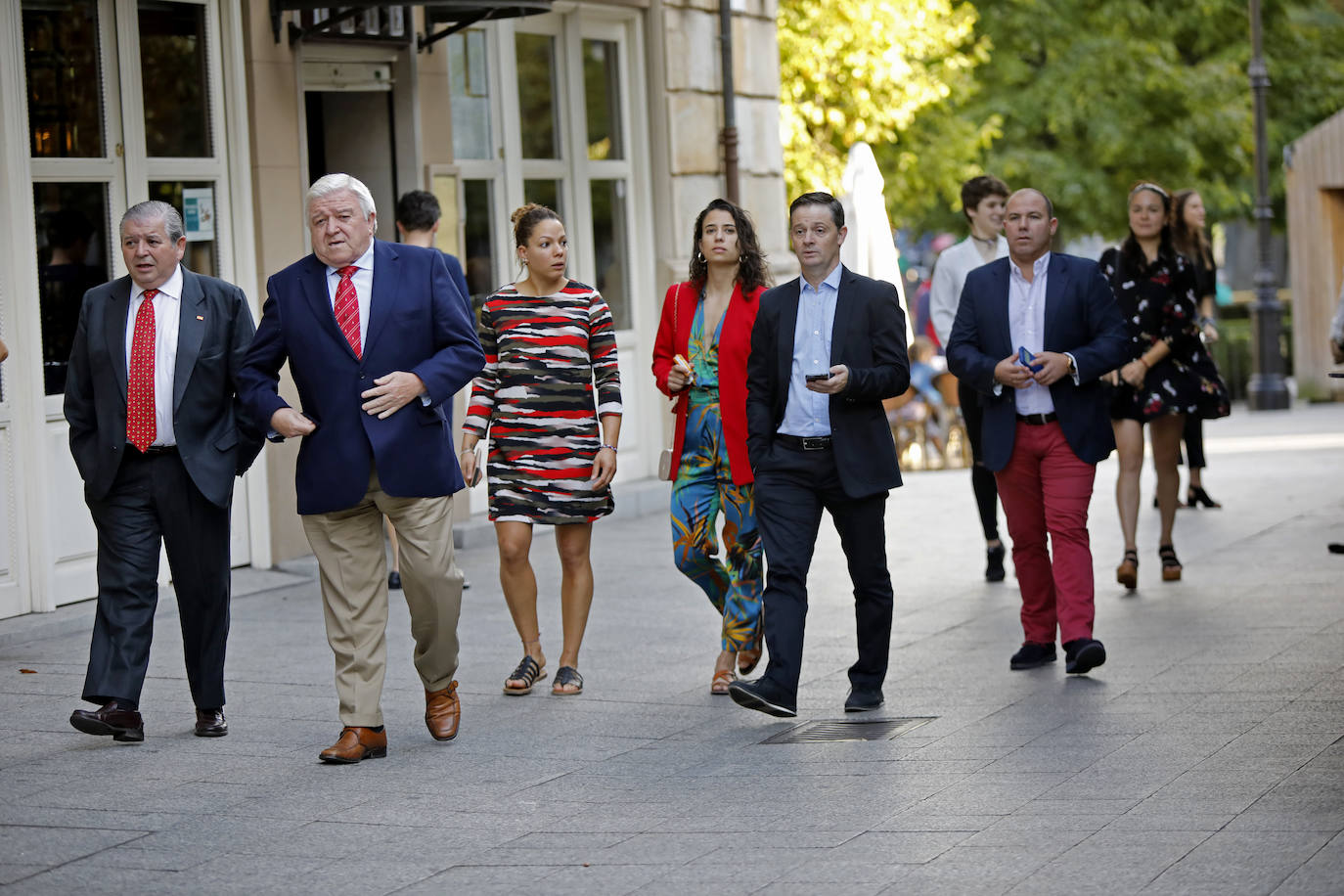 José Luis Jorcano, el Telecable Hockey, el Helimer Cantábrico, Ence, el Museo de Bellas Artes y la DOP Sidra de Asturias recibieron el aplauso del Jovellanos al recibir los Premios de EL COMERCIO 2019.
