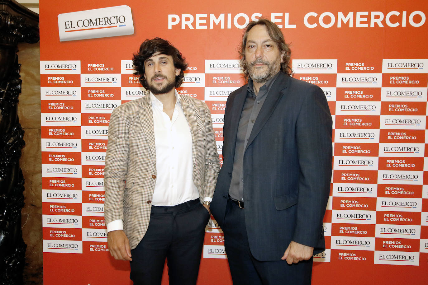 José Luis Jorcano, el Telecable Hockey, el Helimer Cantábrico, Ence, el Museo de Bellas Artes y la DOP Sidra de Asturias recibieron el aplauso del Jovellanos al recibir los Premios de EL COMERCIO 2019.
