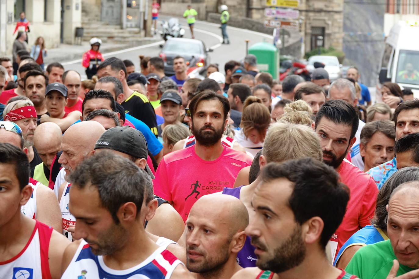 El concejo de Colunga acogió la decimoséptima edición de la Carrera del Jurásico EDP, organizada por el Club Colunga Atletismo.