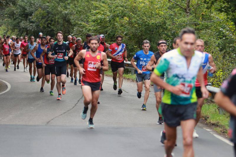 Ricardo Mayordomo fue el vencedor de la carrera y la cántabra Merche Palacios fue la mejor en categoría femenina.