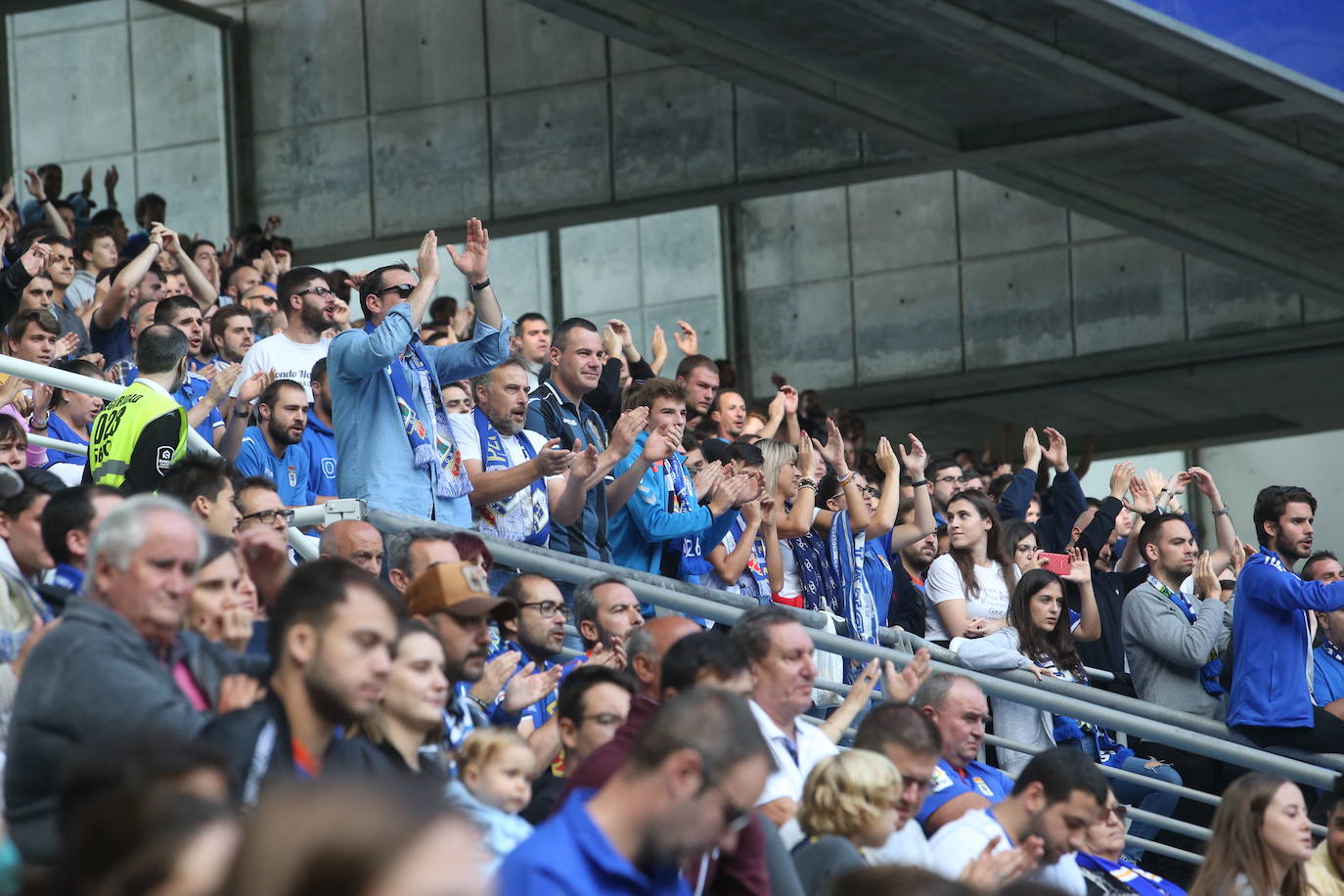 ¿Estuviste en el Real Oviedo 1-1 Numancia? ¡Búscate en el Tartiere!