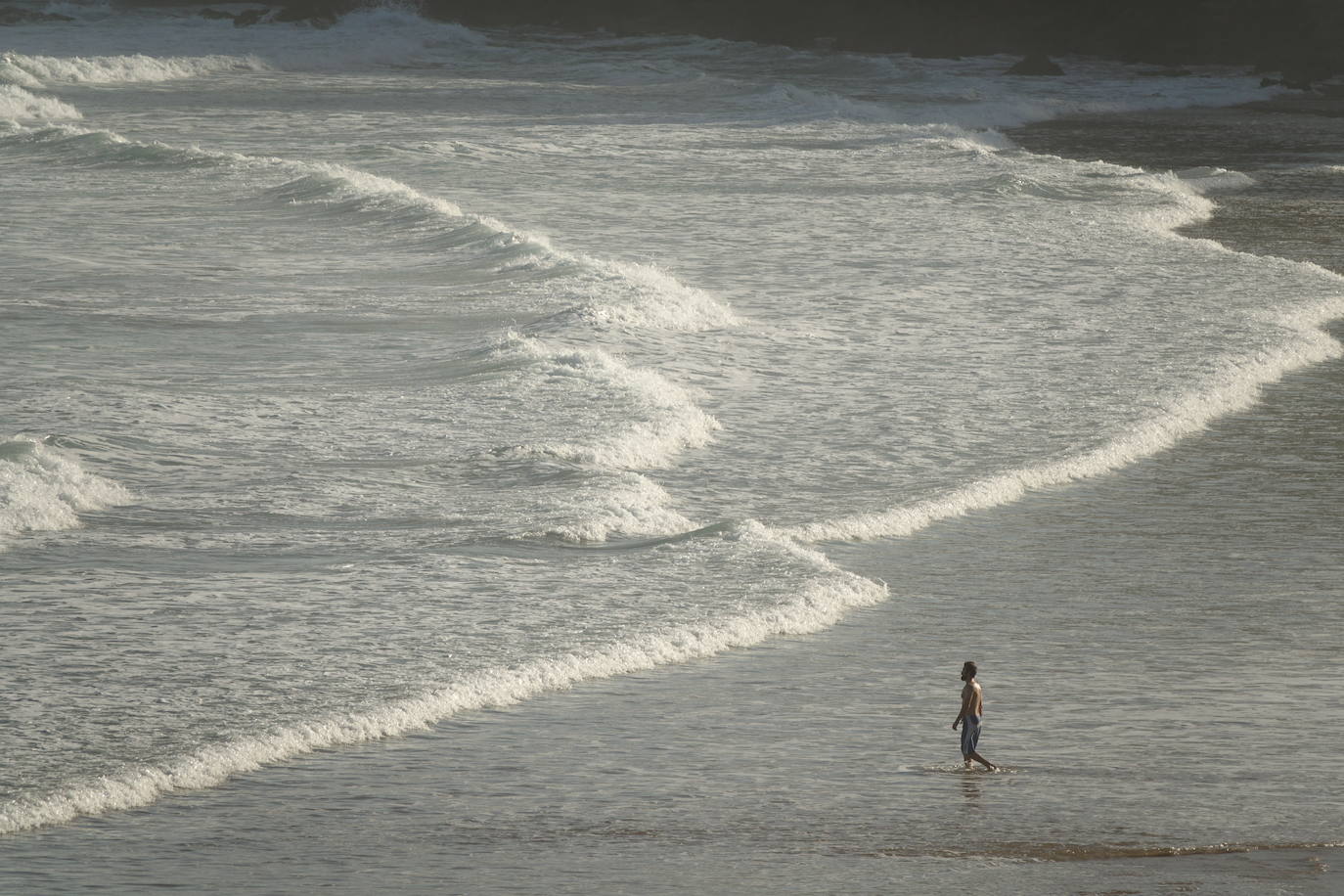 A medida que avanza el otoño, el oriente asturiano comienza a teñirse de amarillo, naranja y rojo. Aunque el verde resiste y el calor aún no quiere dar el testigo a los días más fríos.