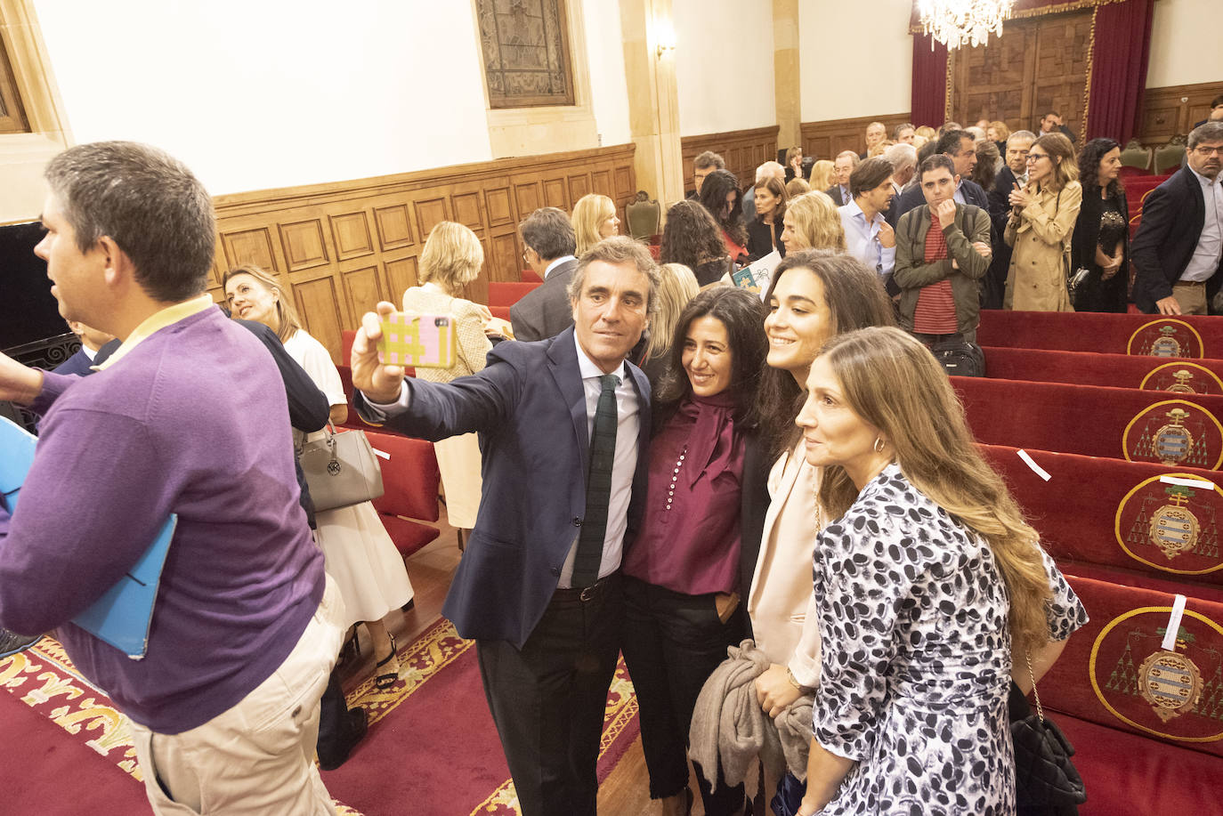 Los galardones iberoamericanos de Asicom y la Universidad de oviedo cumplen una década de homenajes al «entendimiento humano»