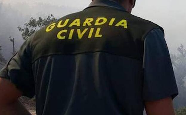 La Guardia Civil denuncia a un camionero que sextuplicaba el límite de alcoholemia en Morcín