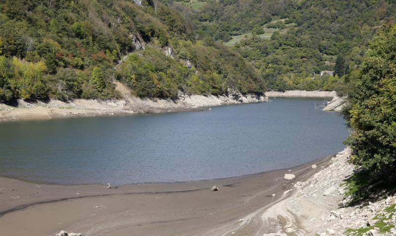 Embalse de Tanes