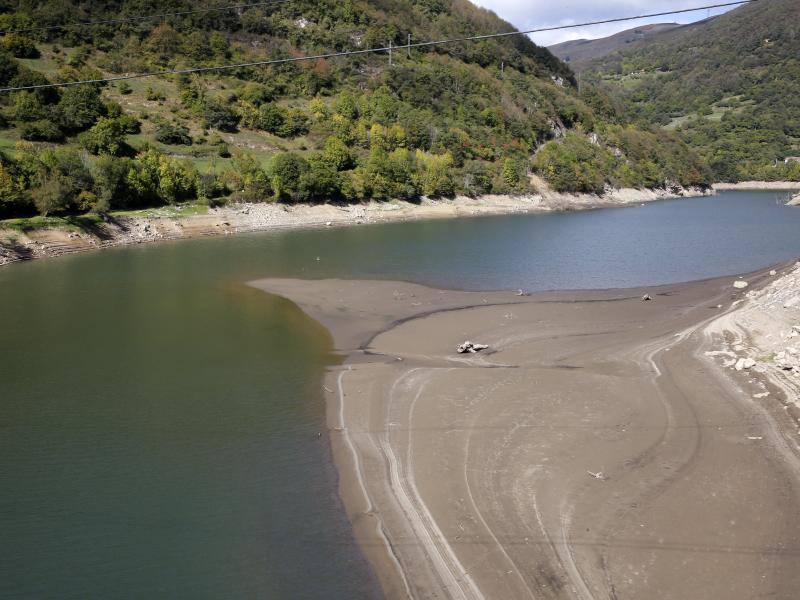 Embalse de Tanes