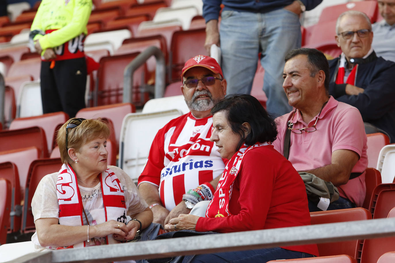 Fotos: ¿Estuviste en el Sporting 1 - 3 Alcorcón? ¡Búscate!