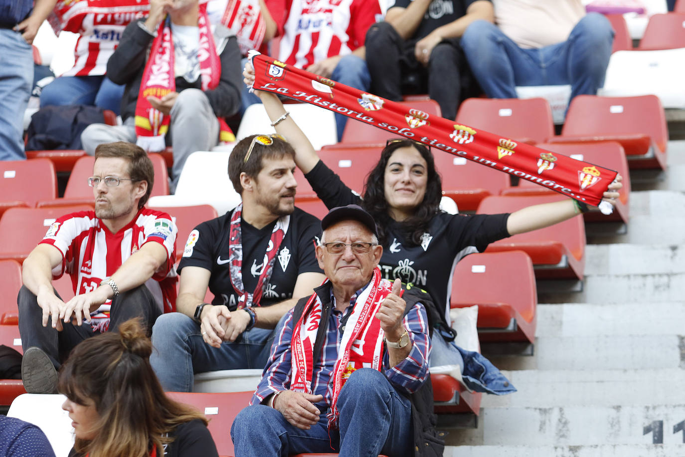 Fotos: ¿Estuviste en el Sporting 1 - 3 Alcorcón? ¡Búscate!