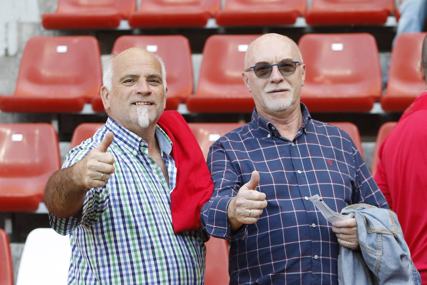 Fotos: ¿Estuviste en el Sporting 1 - 3 Alcorcón? ¡Búscate!