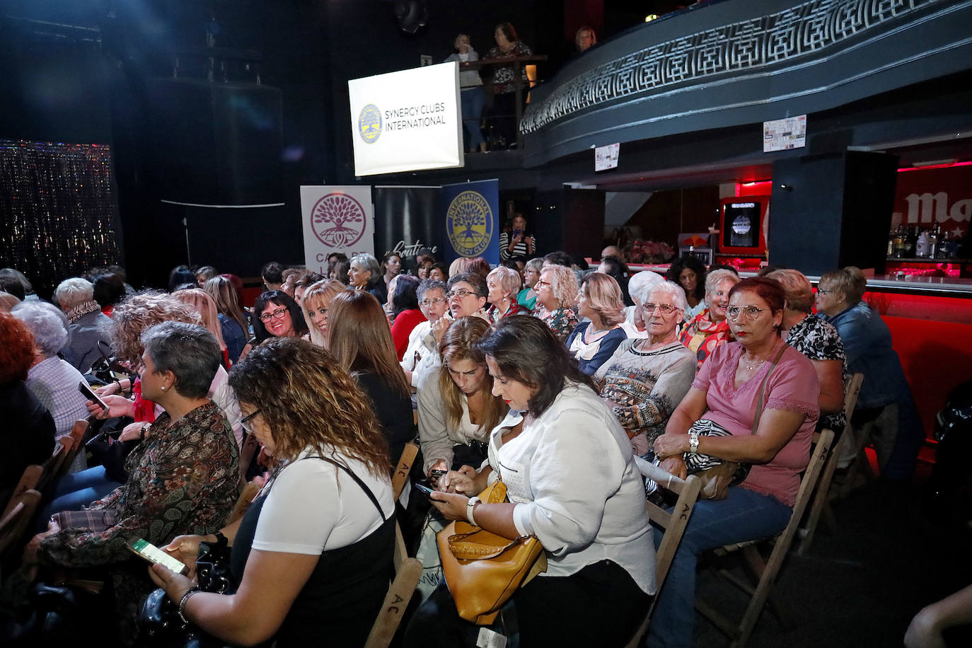 Con motivo de la conmemoración el 19 de octubre del Día Mundial contra el Cáncer de Mama, la sala de fiestas gijonesa acoge el la XI pasarela para concienciar sobre esta enfermedad. 