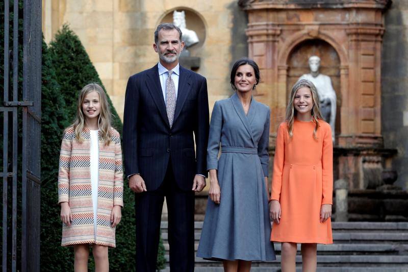 Doña Leonor llega a Oviedo en sus primeros Premios Princesa de Asturias. 