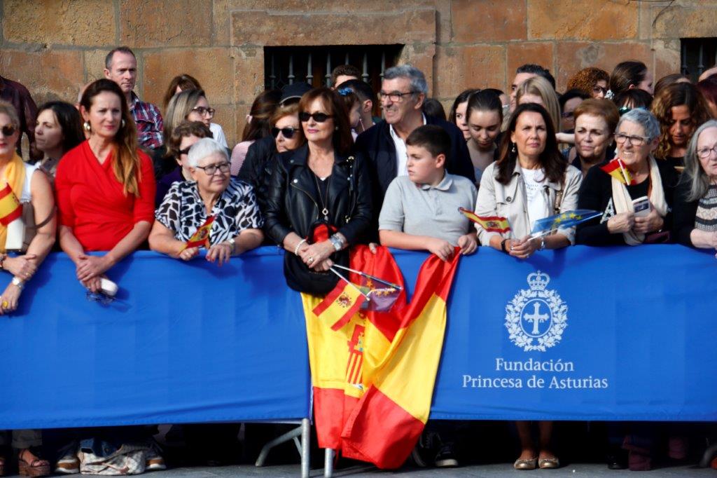 Doña Leonor llega a Oviedo en sus primeros Premios Princesa de Asturias. 