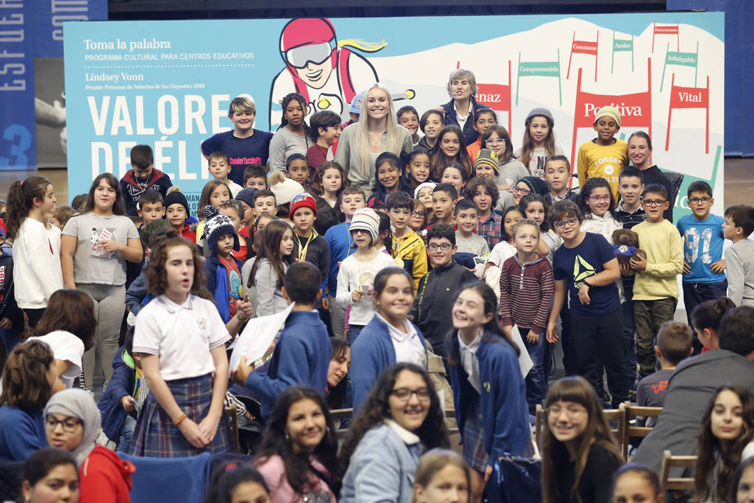 Los Premios Princesa de Asturias Salman Khan, Siri Hustdvet, Aleksandra Dulkiewicz, Lindsey Vonn, Joanne Chory, Sandra Myrna Díaz y Alejandro Portes compartieron su tiempo con los asistentes en colegios y auditorios.