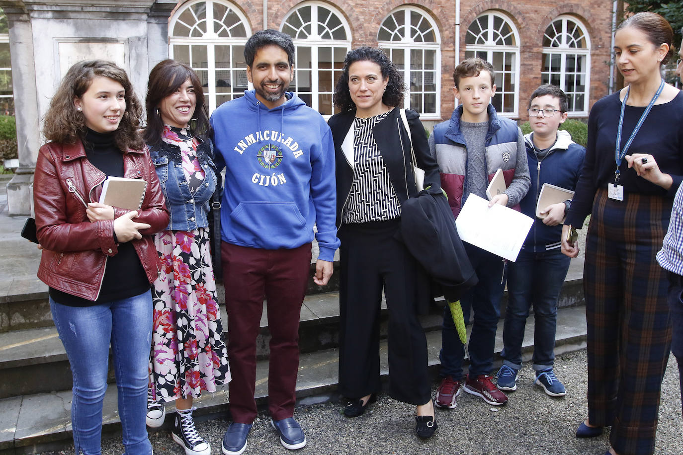 Los Premios Princesa de Asturias Salman Khan, Siri Hustdvet, Aleksandra Dulkiewicz, Lindsey Vonn, Joanne Chory, Sandra Myrna Díaz y Alejandro Portes compartieron su tiempo con los asistentes en colegios y auditorios.