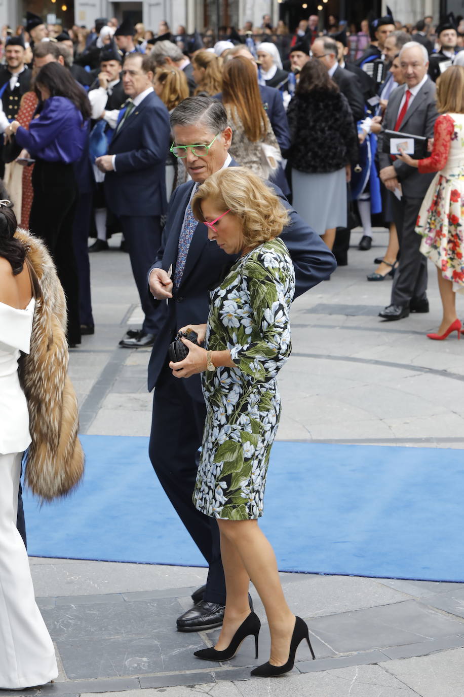 Familia Real, premiados e invitados han lucido sus mejores galas para asistir la ceremonia de entrega de los Premios