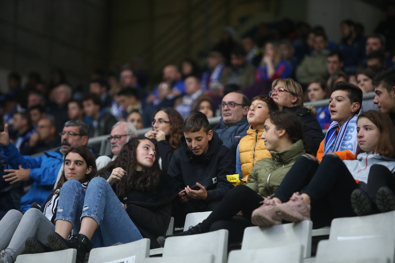 Fotos: ¿Estuviste en el Real Oviedo 4 - 2 Girona? ¡Búscate!